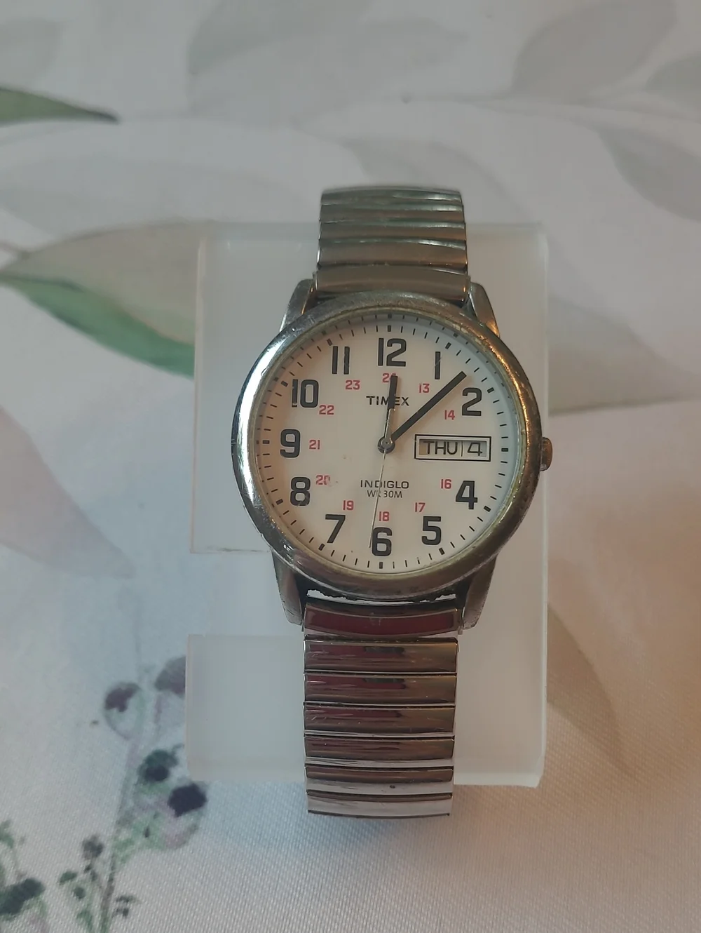 Timex Indiglo men’s quartz watch